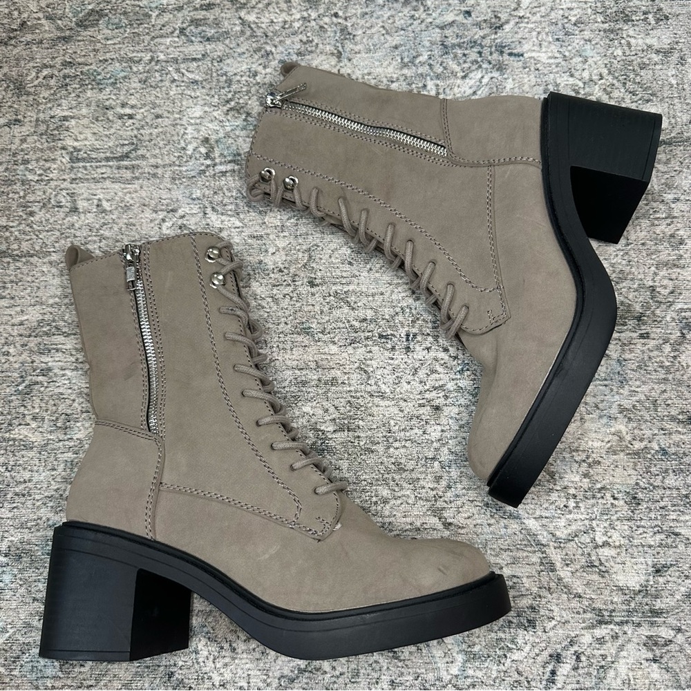 Mia Gordy Combat Boot Size 7.5